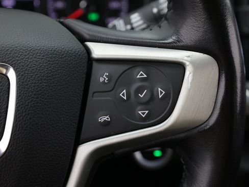 Used 2018 GMC Terrain SLE w/ Driver Convenience Package FWD image 22