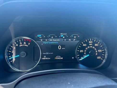 Used 2019 Ford F150 Lariat w/ Equipment Group 502A Luxury AWD/4WD image 24