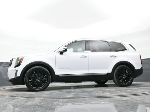 Used 2021 Kia Telluride SX w/ SX Prestige Package image 47