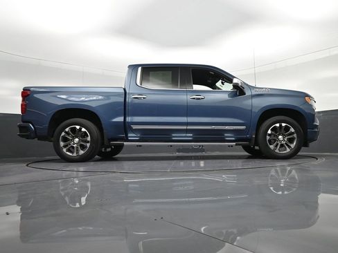 Used 2024 Chevrolet Silverado 1500 High Country w/ Technology Package RWD image 32