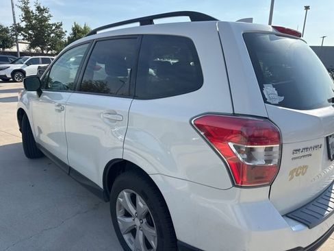 Used 2016 Subaru Forester 2.5i Premium AWD/4WD image 4