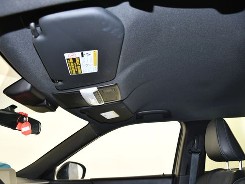 Used 2024 Mitsubishi Outlander SE Black Edition image 37