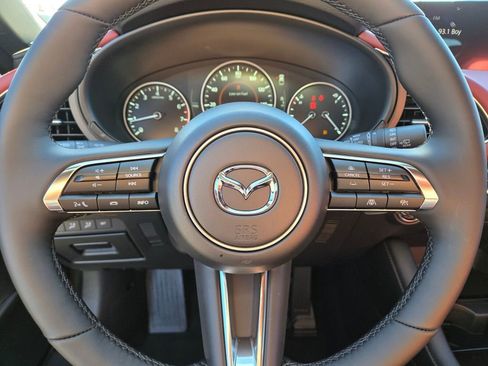 New 2026 MAZDA MAZDA3 Hatchback w/Premium Plus Pkg AWD/4WD image 25