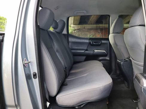 Used 2019 Toyota Tacoma SR5 AWD/4WD image 44
