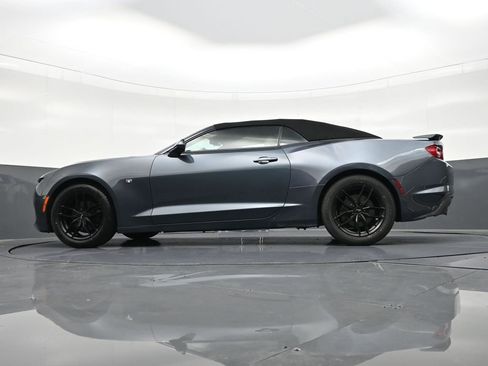 Used 2020 Chevrolet Camaro LT image 24