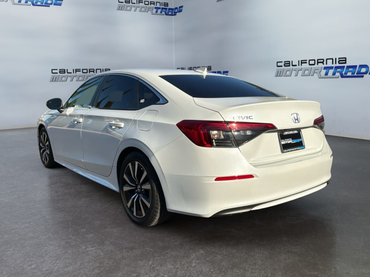 Used 2023 Honda Civic EX image 7
