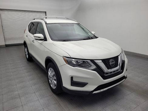 Used 2018 Nissan Rogue SV AWD/4WD image 13