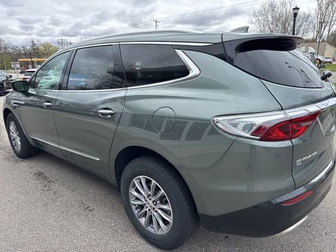 Certified 2023 Buick Enclave Essence AWD/4WD image 6