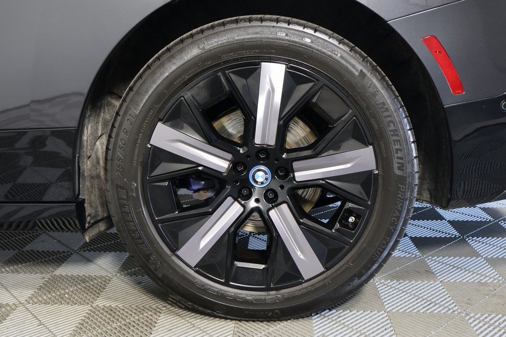 Certified 2023 BMW iX M60 w/ Executive Package AWD/4WD image 16
