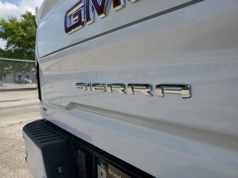 New 2026 GMC Sierra 2500 AT4 w/ AT4 Premium Plus Package AWD/4WD image 8