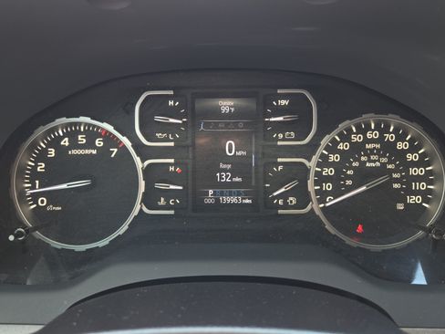 Used 2020 Toyota Tundra SR5 w/ SR5 Upgrade Package RWD image 25