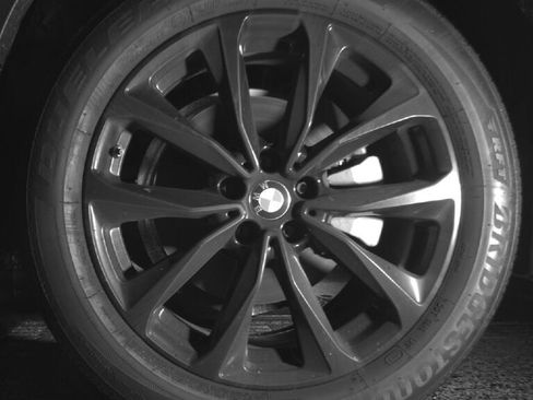 Used 2019 BMW X4 xDrive30i w/ Driving Assistance Package image 9