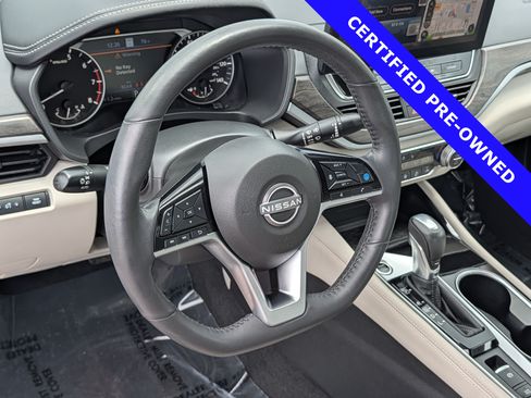 Used 2023 Nissan Altima 2.5 SL AWD/4WD image 20
