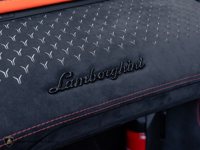 Used 2022 Lamborghini Aventador LP 780-4 Ultimae AWD/4WD image 17