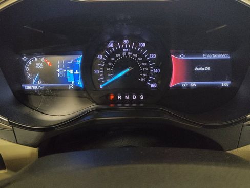 Used 2019 Ford Fusion SEL FWD image 23