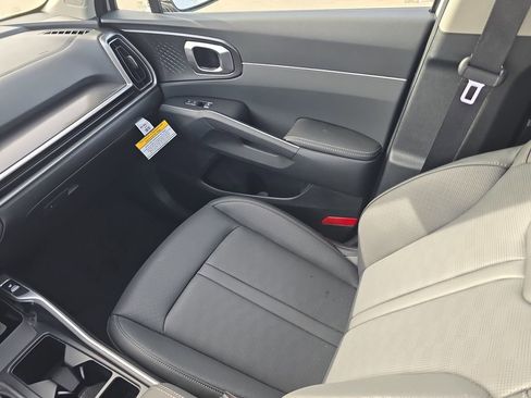 New 2026 Kia Sorento S AWD/4WD image 17