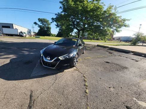 Used 2017 Nissan Maxima Platinum FWD image 30
