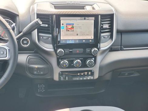 New 2026 RAM 2500 Big Horn AWD/4WD image 24