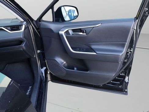 Certified 2020 Toyota RAV4 XLE w/ All Weather Liner Package image 14
