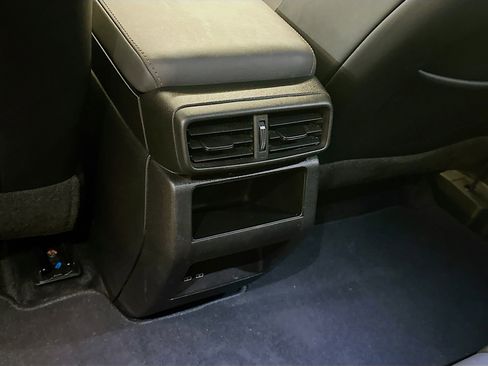 Used 2025 Honda Prologue Touring image 29