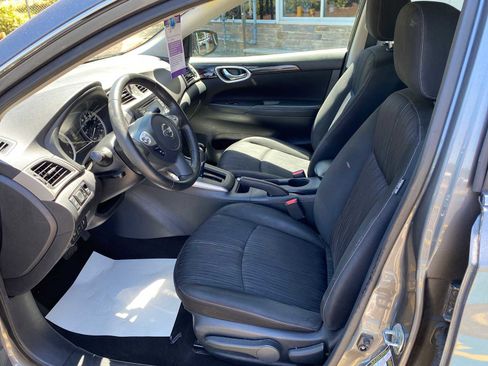 Used 2018 Nissan Sentra SV FWD image 10