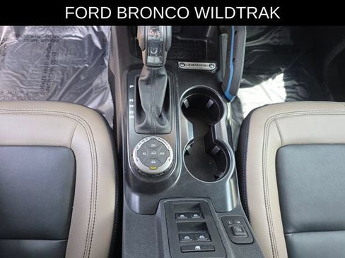 Used 2024 Ford Bronco Wildtrak AWD/4WD image 26