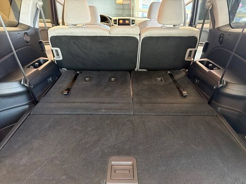 Used 2017 Honda Pilot EX image 37