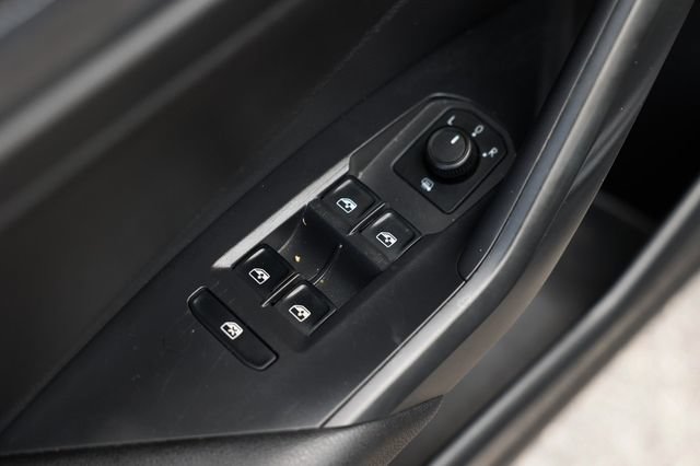 Used 2020 Volkswagen Jetta GLI Autobahn FWD image 46