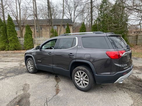Used 2019 GMC Acadia SLE image 3