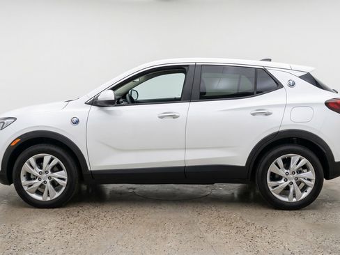 Used 2025 Buick Encore GX Preferred AWD/4WD image 5