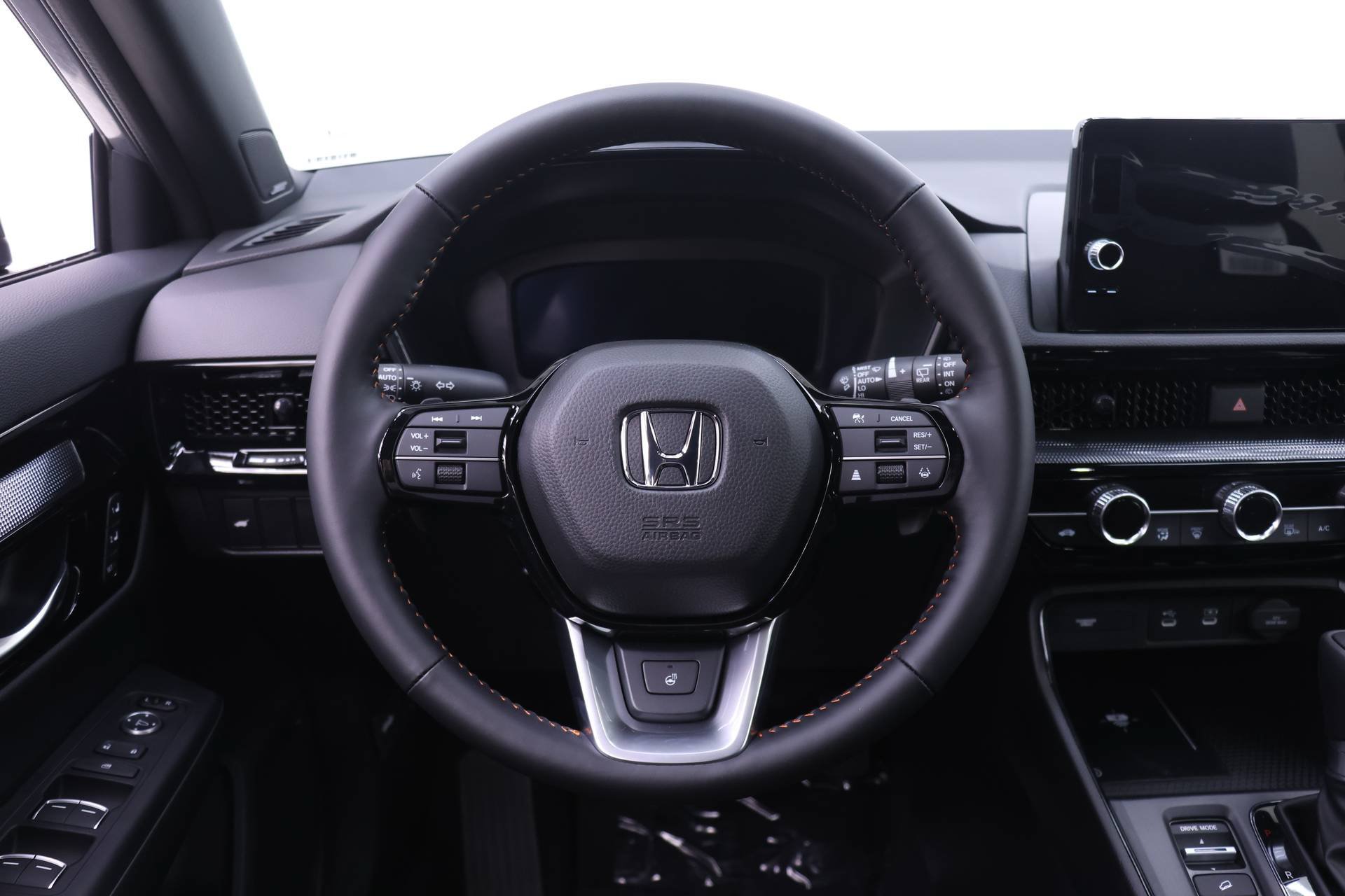 Used 2024 Volvo S60 B5 Plus FWD image 38