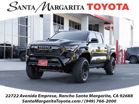 Used 2025 Toyota Tacoma TRD Pro AWD/4WD image 1