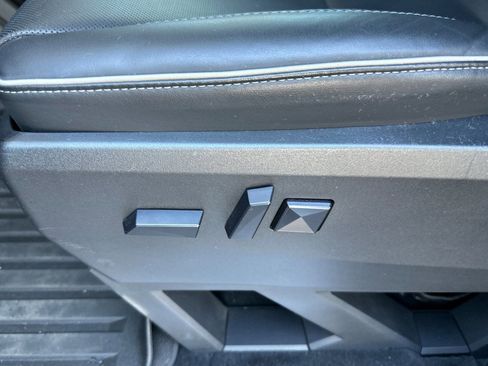 Used 2024 Tesla Cybertruck AWD Crew Cab image 12