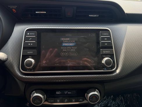Used 2019 Nissan Kicks SV FWD image 19