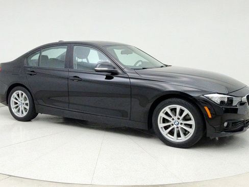 Used 2016 BMW 320i 4dr Sdn 320i with Driving Assi image 3