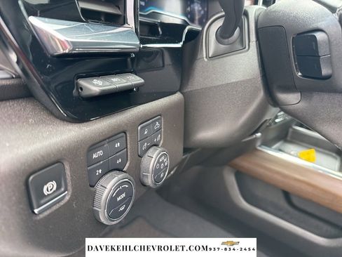 Used 2024 Chevrolet Silverado 3500 High Country w/ High Country Premium Package image 9