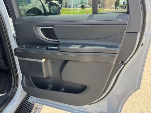 New 2026 Ford Expedition Max Platinum AWD/4WD image 26