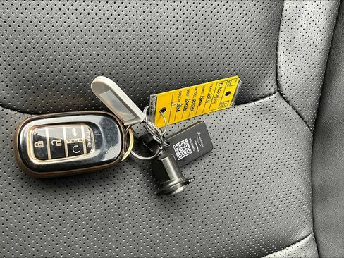 Used 2024 Honda Accord Touring image 14