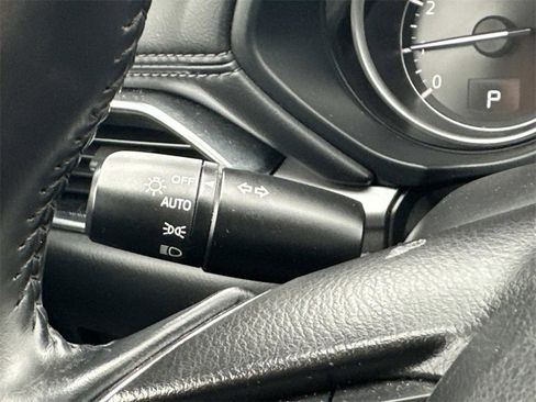 Used 2021 MAZDA CX-5 Touring image 25