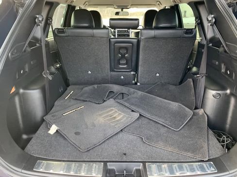 Used 2022 Mitsubishi Outlander SE image 5