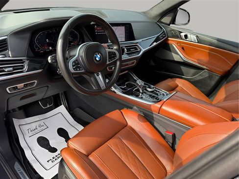 Used 2019 BMW X7 xDrive50i w/ M Sport Package image 23