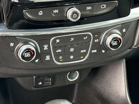 Used 2023 Chevrolet Traverse Premier w/ Redline Edition AWD/4WD image 22