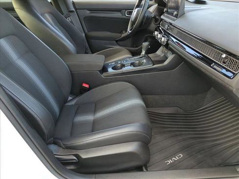 Used 2023 Honda Civic Sport image 19