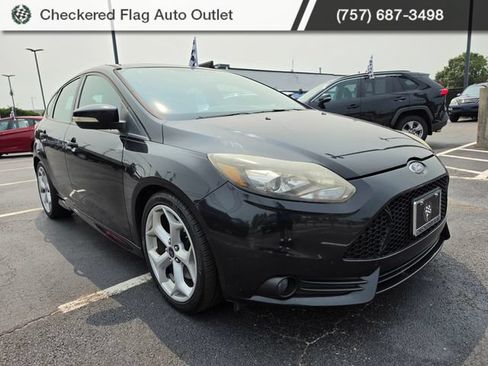 Used 2013 Ford Focus ST FWD image 11