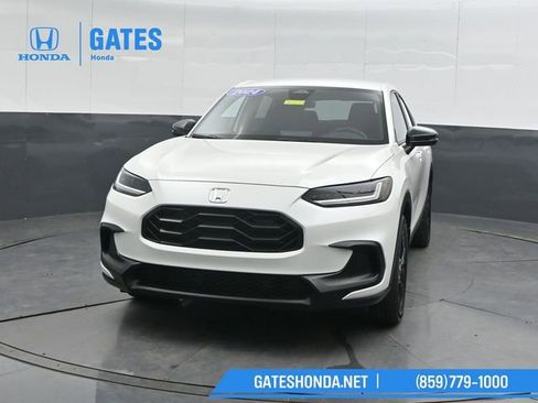 Certified 2024 Honda HR-V Sport image 6