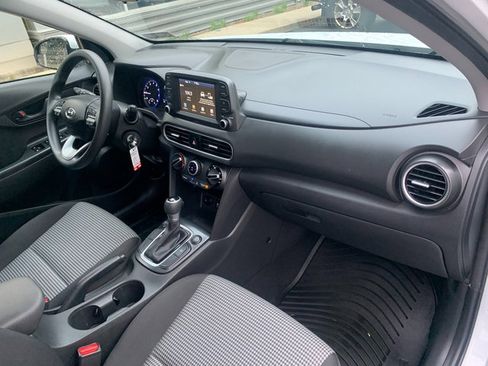 Used 2019 Hyundai Kona SE AWD/4WD image 11