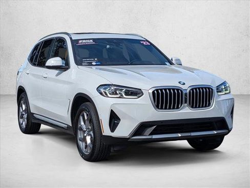 Certified 2023 BMW X3 xDrive30i w/ Premium Package image 3