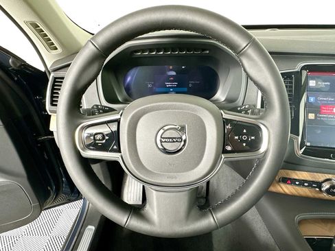Certified 2025 Volvo XC90 T8 Plus w/ Protection Package Premier image 9
