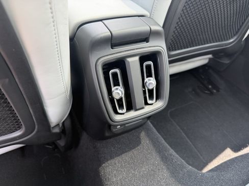 Used 2024 Polestar Polestar 2 AWD/4WD image 29