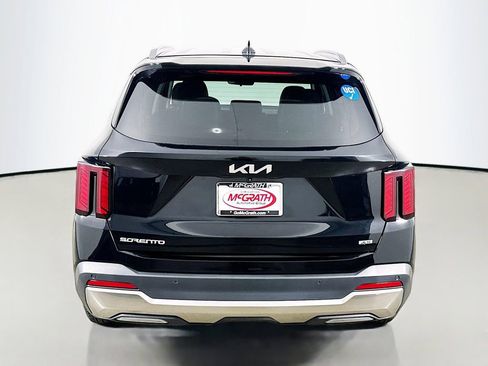 Certified 2025 Kia Sorento S AWD/4WD image 18